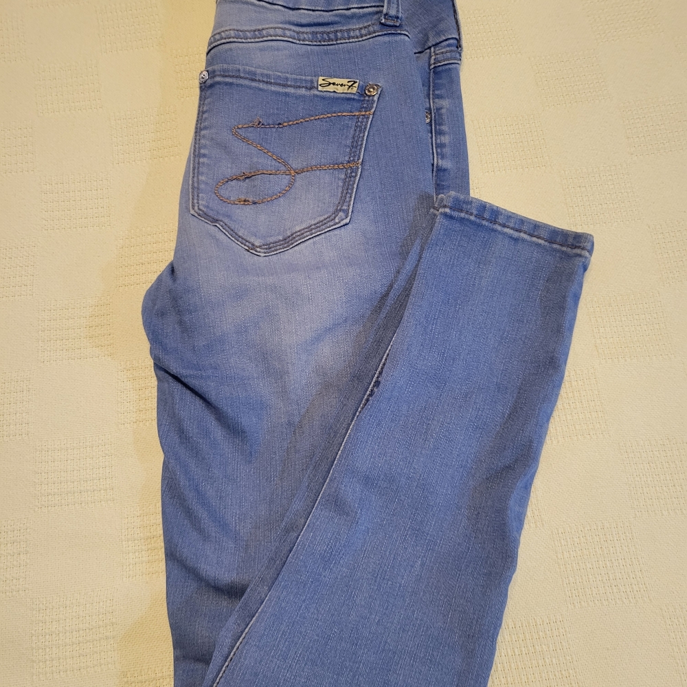 Stylish Blue Jeans for Women